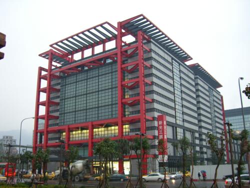 Taiwan: Stylish Mitsukoshi Building Taipei